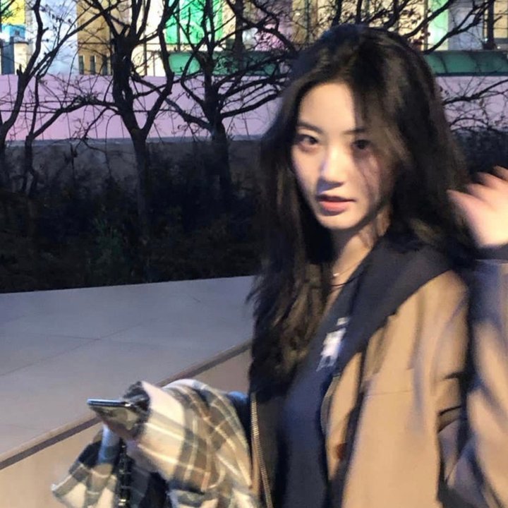 传闻中的女人